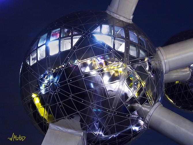 Атомиум(Atomium), достопримечательность, символ, Брюсселя, Бельгия