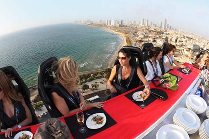 Ресторан Обед в небеса (Dinner In The Sky), Яффа, Израиль