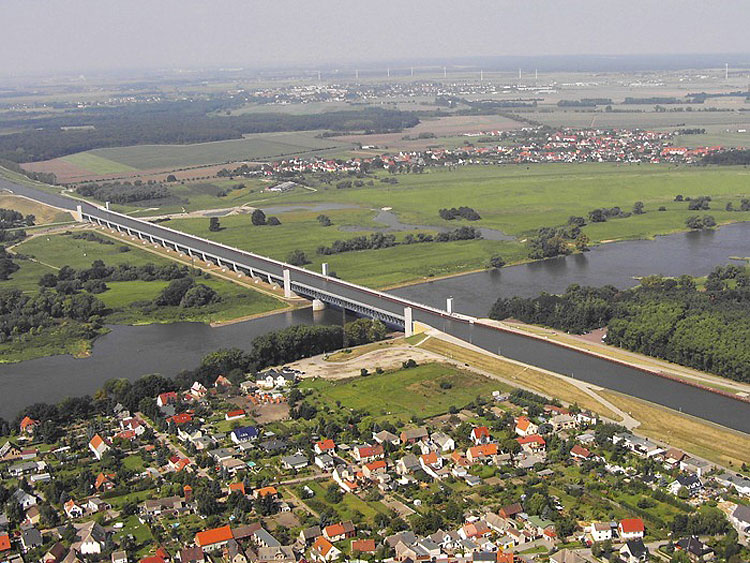 Магдебургский водный мост (Magdeburg Water Bridge), Германия