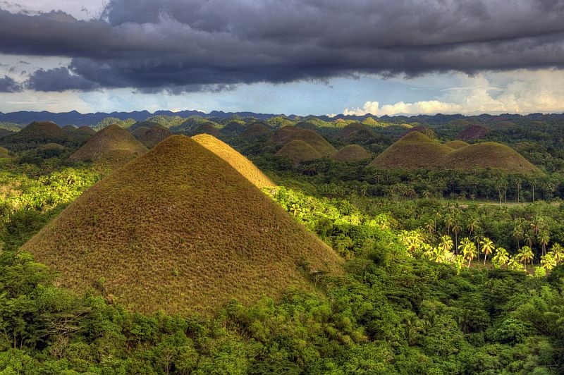 Шоколадные холмы (Chocolate Hills), остров Бохол, Филиппины
