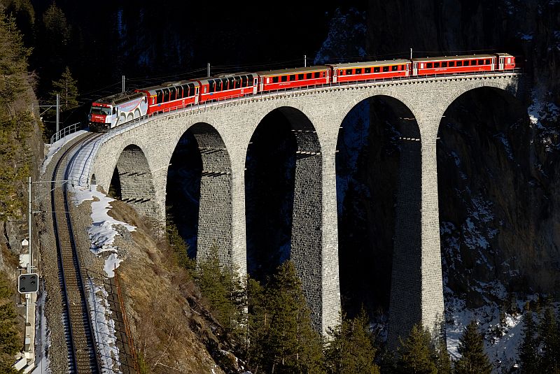 Виадук Ландвассер (Landwasser Viaduct), кантон Граубюнден, Швейцария