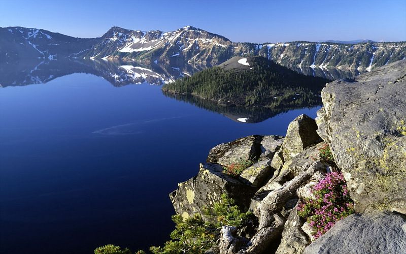 Кратерное озеро "Крейтер" (Crater Lake), штат Орегон, США